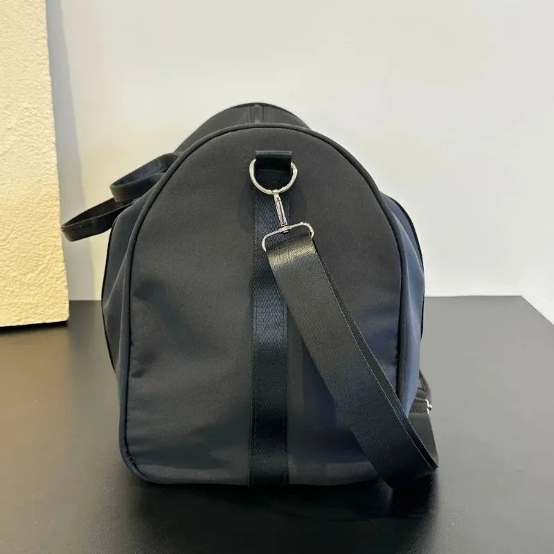 Handbag, Sports Hanging Bag, Leisure Waterproof Yoga Bag, Travel Fitness Bag, Large Capacity Shoulder Bag for Business Trips